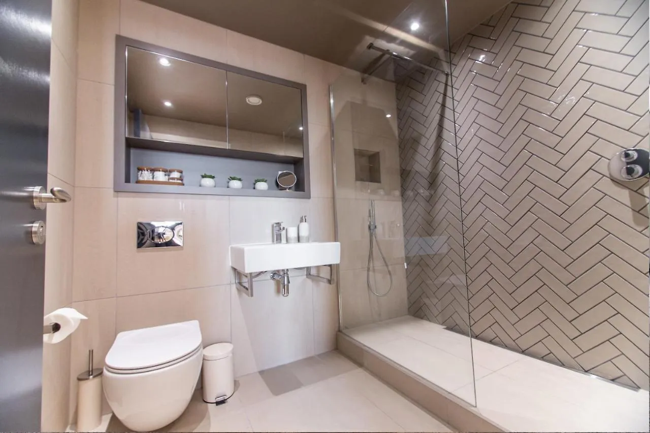 Entire 2 Bed - No. 49 - The Cosy Collection Ltd Daire York